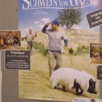 Premierenplakat im Foyer des Odeon (Quelle: Thomas Trierweiler)