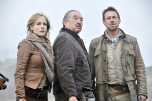 Amanda, Rafe und Nolan erwarten nichts Gutes (Quelle: Universal Pictures Germany)
