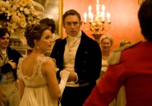 Jane tanzt mit Mr. Nobely (Quelle: Sony Pictures)
