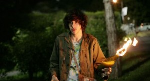 Gilles mit einem Brandsatz Gilles mit einem Brandsatz (Quelle: NFP)