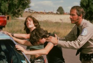 Dorfpolizist Doberman hat Probleme mit der Jugend (Quelle: Winkler Film)