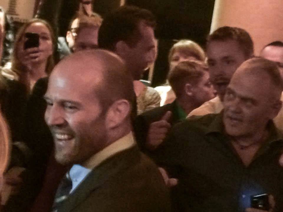 Jason Statham im Foyer (Bild: Ralf Schmidt)