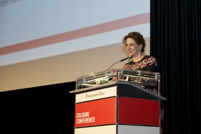 Martina Gedeck bedankt sich für ihre Auszeichnung Martina Gedeck bedankt sich für ihre Auszeichnung (Quelle: Carolin Reinoldi)