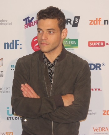 Rami Malek spielt den jungen Hacker Elliot (© Thomas Trierweiler)