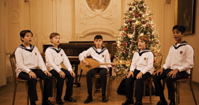 Die Wiener Sängerknaben bei der Arbeit (© 2018 Moonlake Entertainment RIghts Ltd.)